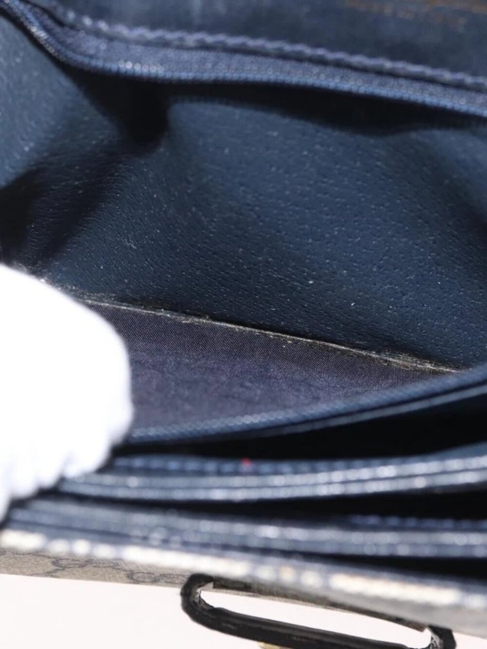 GUCCI GG Supreme Shoulder Bag PVC Navy Gold - Picture 13 of 16